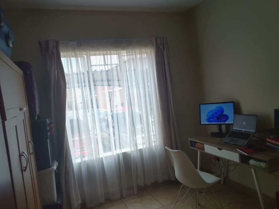 3 Bedroom Property for Sale in Waterval East North West